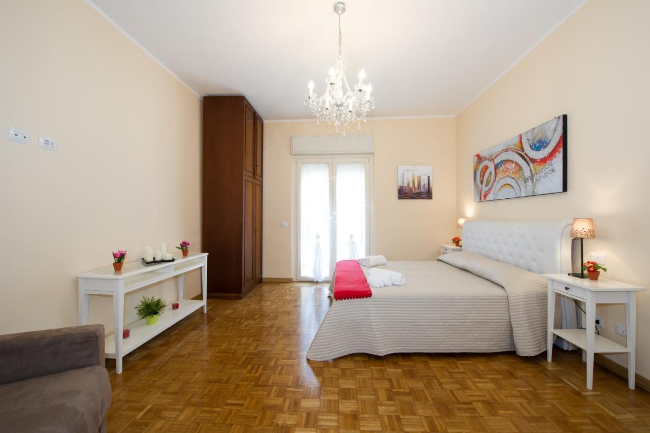 Gregory House Apartment โรม ภายนอก รูปภาพ